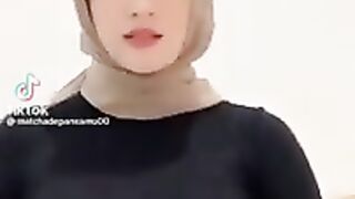 Beautiful hijab girl tiktok video 2