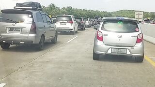 Macet di tol semarang