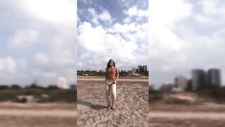 Indian Girl Romsha Singh Dance 4