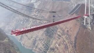 construction process of huajiang grand canyon bridge china