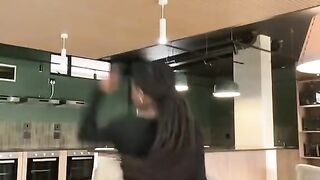 uncle waffles wadibusa ???????????? #amazing #amapiano #dance #shortsfeed #viral #trending???????? #youtubeshorts.