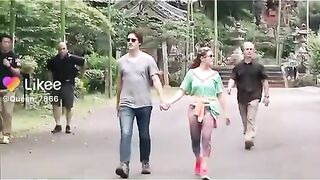 Caneda prime minister without securty in park