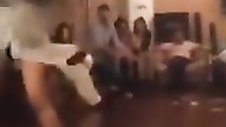 Kubra khan And Mahira Khan Viral