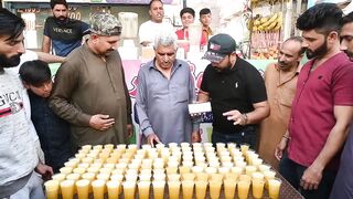 Peach Juice Drinking World Record In 30 Seconds.
