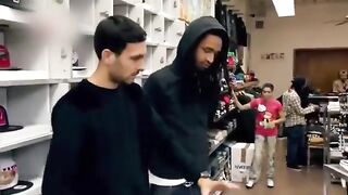 Dynamo Magician Best Reaction Ever  Mind Blowing Magic