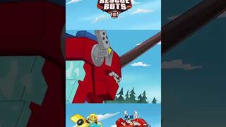 Optimus Prime Transforms! 2