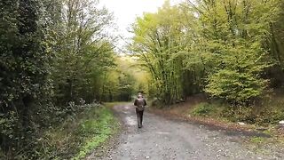 Solo Camping: Cooking Ribeye and Homemade Sauce in the Rain Using Primitive Methods**