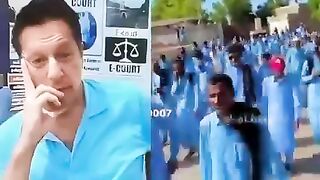 میانوالی پورے گاؤں نے مرشد کے عشق میں آسمانی کلر پہن کر عید منائی