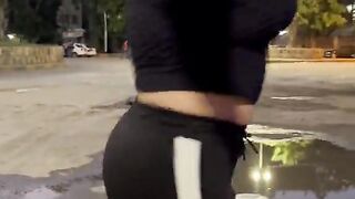 جوزها يفشها مع ولد مراهق شوفو عمل. اي صدمه