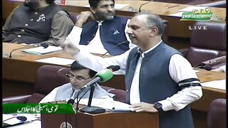 'IMRAN KHAN Zindabad' Slogan Raised During Omar Ayub Speech _ National Assembly Session _ Dunya News.