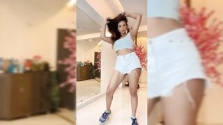 Indian Girl Nisha Dance 9