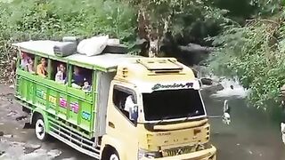Taxi angkutan pedesaan Flores NTT