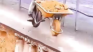 #2New_Funny  construction_ work