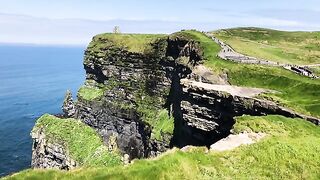 Ireland’s Cliffs of Moher, complete visit