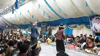 Yemeni dance with weapons clip number 2