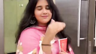 Mari Kaya Gulti thi