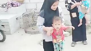 Funny Video...Emok Bank wonders Indonesia
