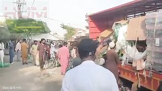 Breaking news || Second day of Eid || Public looting of the people || Humtez tv
