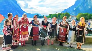 КИТКА ШОПЛУК ОТ ЕЗЕРОТО КОМО