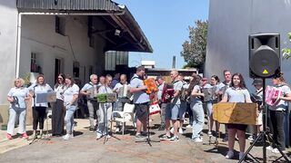 Apreciem este maravilhoso Grupo De Concertinas Saudades Lusitanas com esta exelente atuacao.