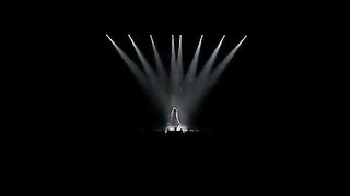 Jennifer_Lopez_-__Papi__On_The_Floor_feat__Pitbull__America_Music_Awards.