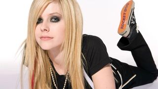 Wish You Were Here - Avril Lavigne (Lyrics)