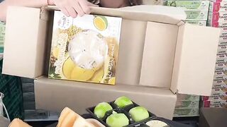 Live Selling Rice Cake Food Pastry