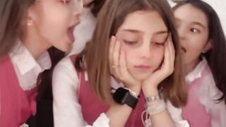 مالك ياصاحبي احكيلي