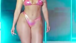 walking for ATL SWIMWEEK ????✨ Pink beach wearing fashion pink bra and bikini fashion