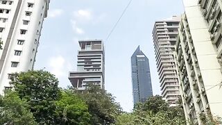 Mukesh_Ambani’s_house_Antilia_