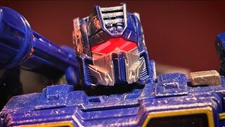 TRANSFORMERS REVOLUTION