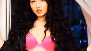 Devi mode Vs Slut Mode Fap Battle