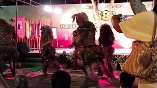Traditional Dance, gedruk dance 1