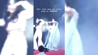 Indian Girl Salvi Kapoor Dance