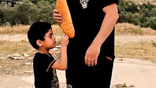 فديو يشجع على العطاء شاهد