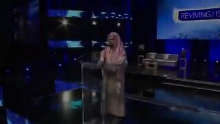 تلاوة مرئية  للقاريء الشيخ أبو بكر الشاطري سورة اﻷنبياء  في كندا