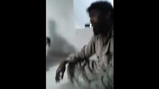 پاکستانی پینٹر نے اپنی آواز سے انٹرنیٹ پر دھوم مچادی