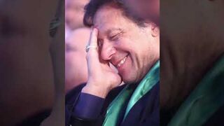 Imran Khan's SMILE Goes VIRAL in Pakistan!