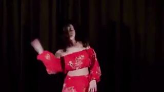 Indian Girl Urvashi Dance 2