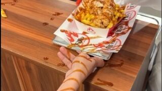 When customer said may the sauce be plenty?????????????