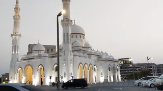 khubsurt azan