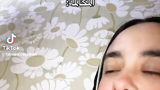 لما تكلم قرايبك تعيد عليهم