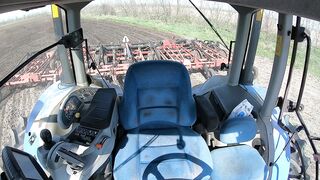 Pretty Girl and Powerful Machines ???? Wheat Harvest _ Farm Machinery