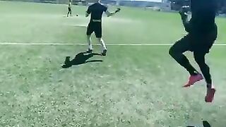 treinamento-goleiro-maluco-