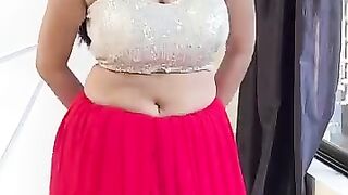 Jo hal Dil ka edr ho raha hai red Lenga with silver blouse fashion