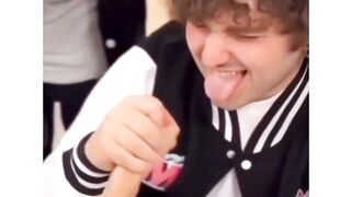 arm wrestling noone expected the ending????????