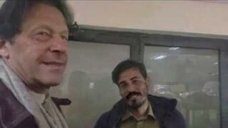 Imran Khan pays surprise visit to Panah Gah at Tarlai Islamabad