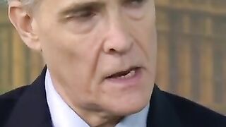 hmp wandsworth video twitter & wandsworth prison guard video Reddit