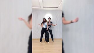 Indian Girl Janhvi Motwani Dance 2