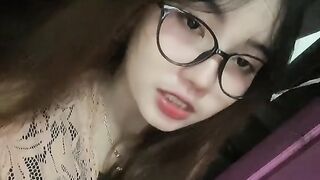 Beautiful girl Use glass